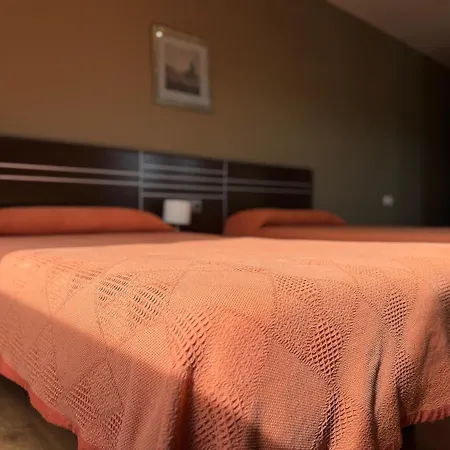 Restaurante Tino Guest house Germade